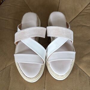 Splendid Cream and White Espadrille Shoes with Minimalist Design Size 6.5